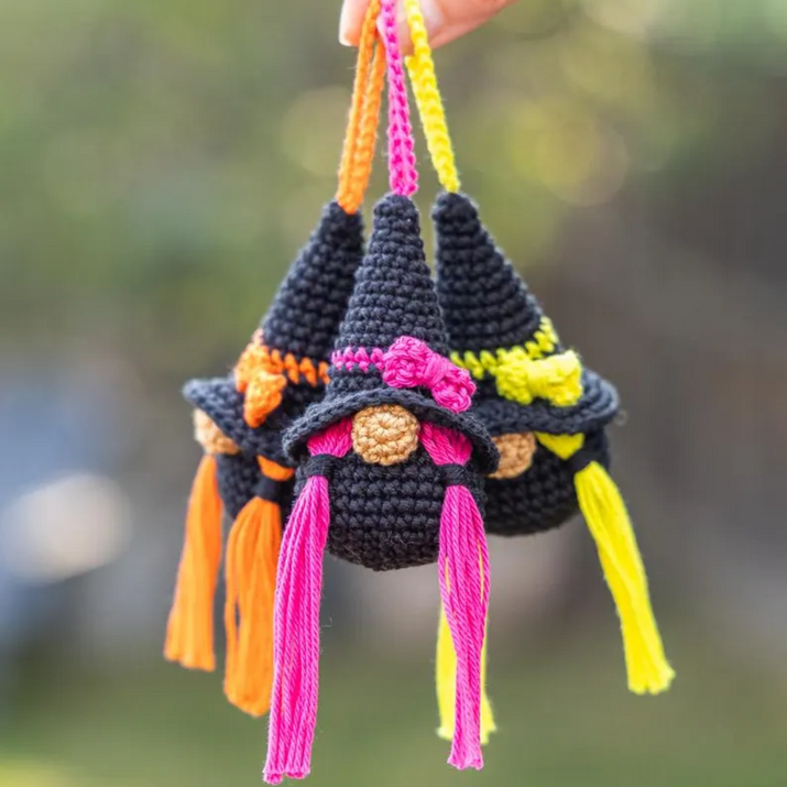Crochet Pattern - Halloween gnome witch amigurumi pattern