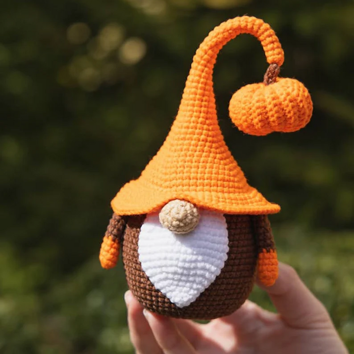 Crochet gnome and crochet pumpkin pattern