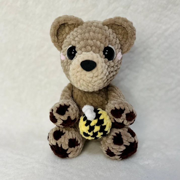 Crochet Bear & Beehive Pattern - Low Sew Amigurumi