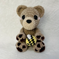 Crochet Bear & Beehive Pattern - Low Sew Amigurumi